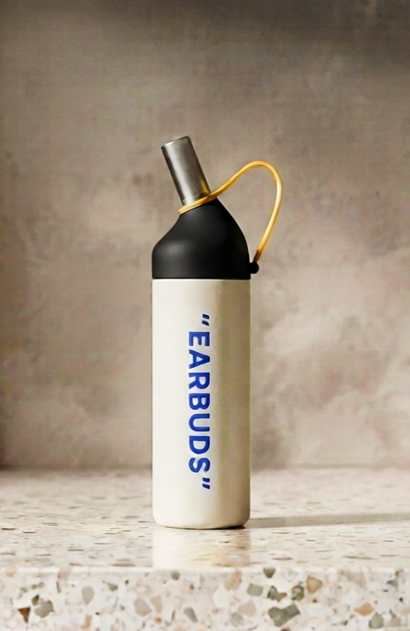 Portable Sport Water Bottle with Built-in Straw & Carry Handle - Image 5